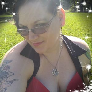 Meet your Posher, Joan